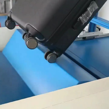 Testmachine voor het testen van de duurzaamheid van het koffer